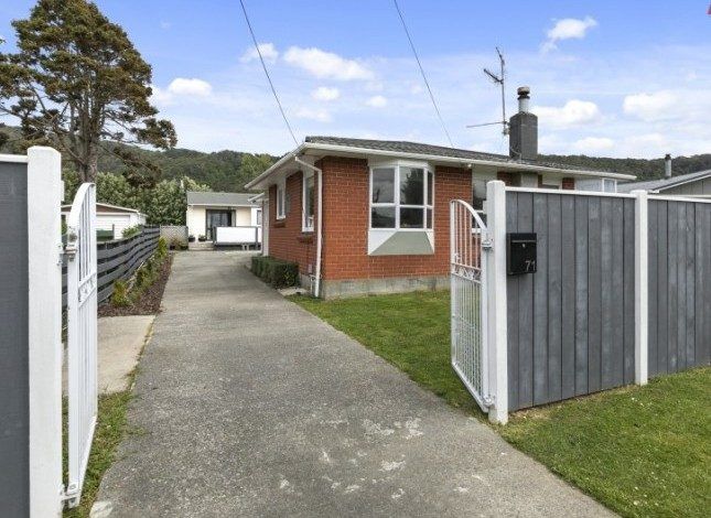  at 71 Karamu Crescent, Wainuiomata, Lower Hutt, Wellington