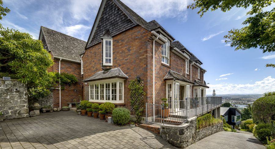  at 14 Roslyn Road, Bluff Hill, Napier