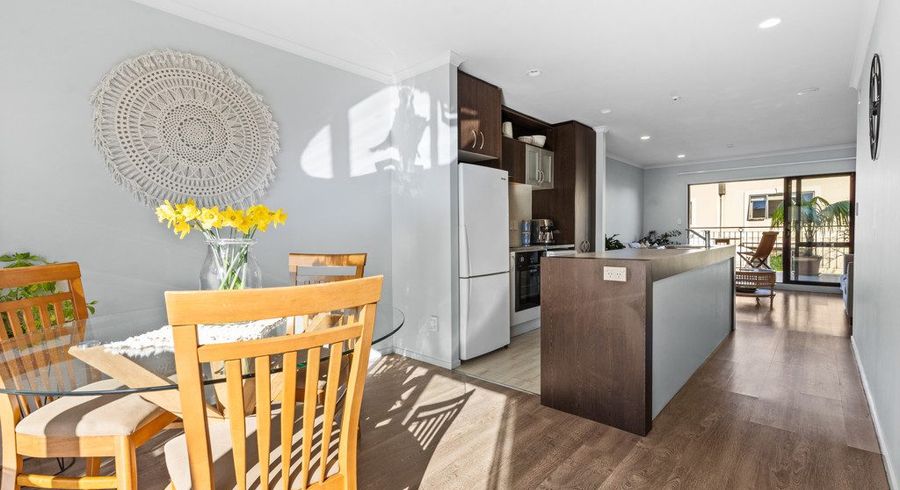  at 2B/168 Mokoia Road, Chatswood, North Shore City, Auckland