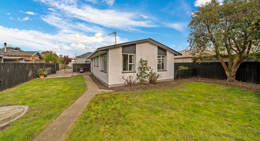  at 2/15 Sullivan Avenue, Woolston, Christchurch City, Canterbury