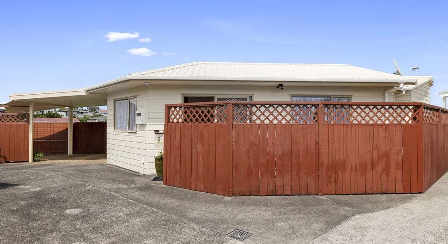  at 3/9 Kelvin Place, Westown, New Plymouth