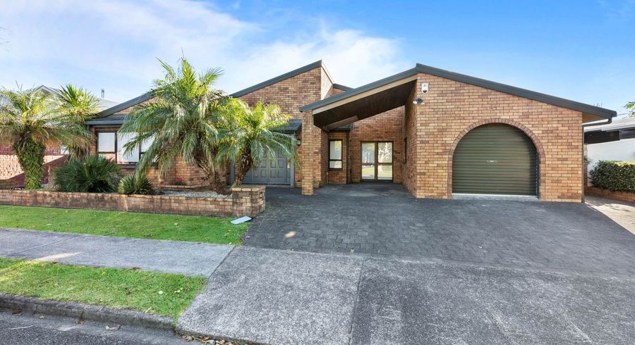  at 15 Freelance Terrace, Pahurehure, Papakura, Auckland