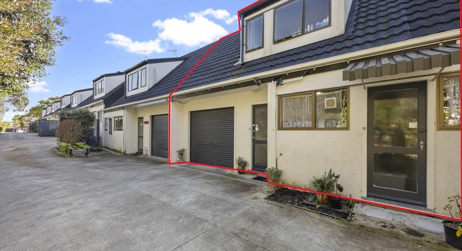  at 8/5 Koromiko Street, New Lynn, Waitakere City, Auckland