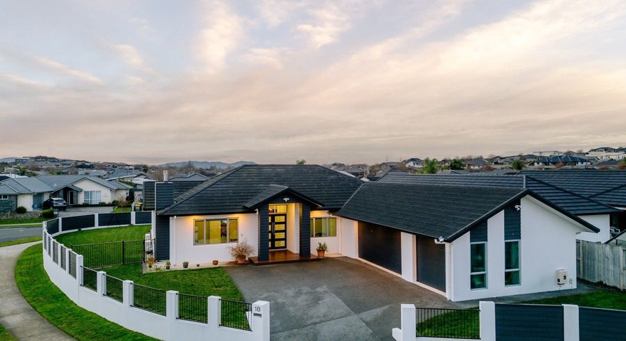  at 18 Batten drive, Flagstaff, Hamilton