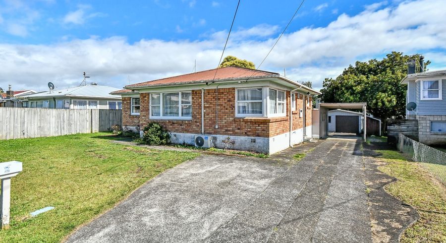 at 27 Royston Street, Rosehill, Papakura, Auckland
