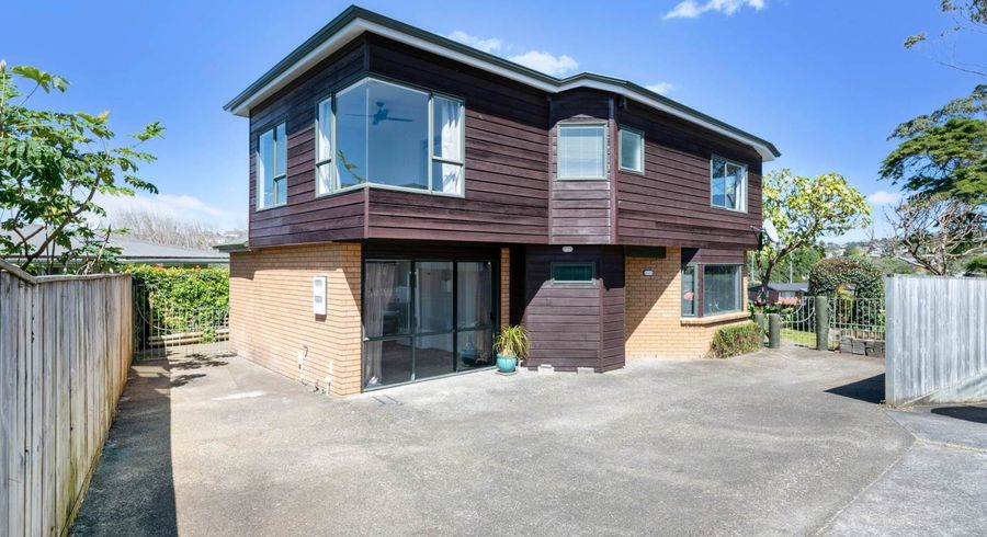  at 12A Sunhaven Avenue, Glenfield, North Shore City, Auckland