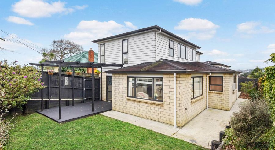  at 37 Nikau Street, New Lynn, Auckland