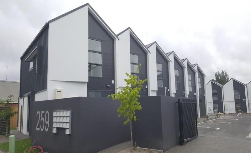  at 2/102 Edinburgh Street, Spreydon, Christchurch City, Canterbury