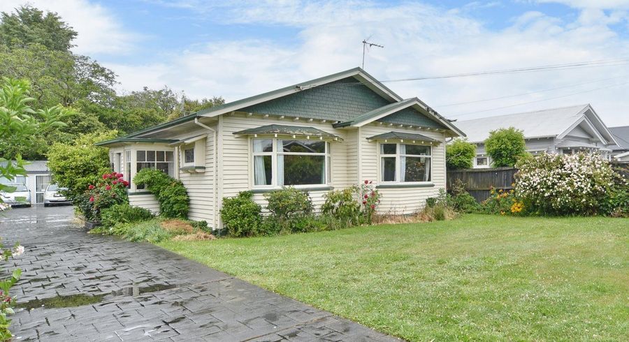  at 86 Westholme Street, Strowan, Christchurch City, Canterbury
