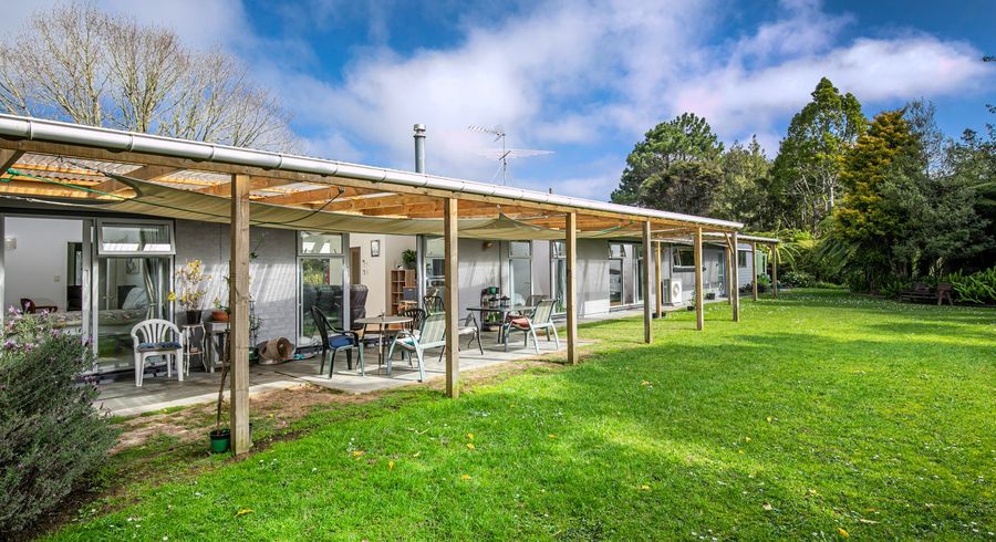  at 140 The Avenue, Lucas Heights, Auckland