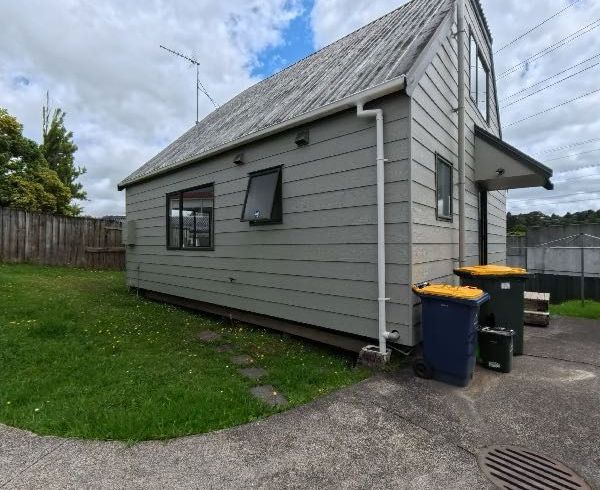  at 1/37 Huruhuru Road, Massey, Waitakere City, Auckland