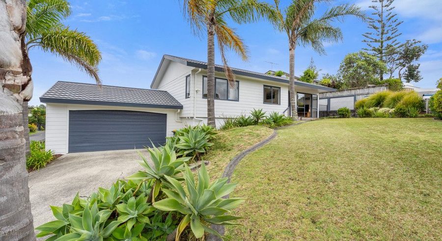  at 1/6 Knott Road, Stanmore Bay, Whangaparaoa