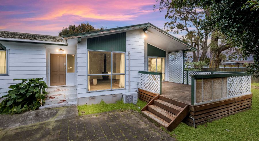  at 15 Kindergarten Drive, Conifer Grove, Papakura, Auckland