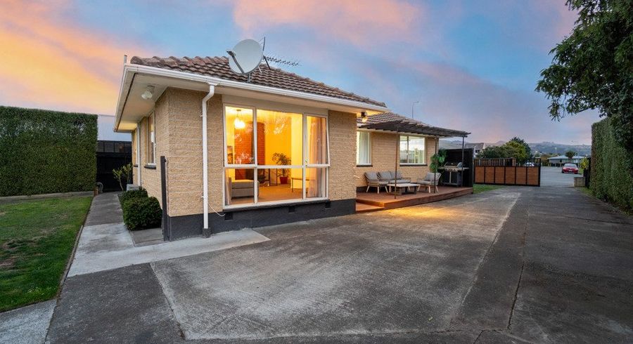  at 52 Frensham Crescent, Woolston, Christchurch