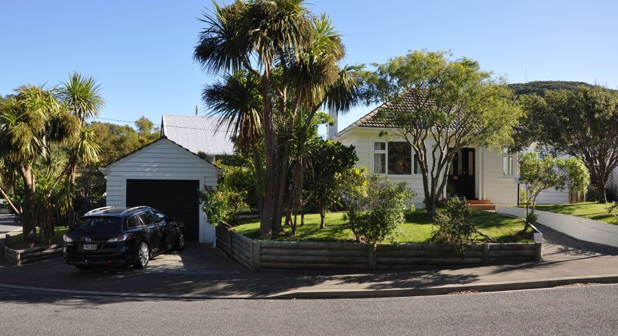  at 122 Donald Street, Karori, Wellington