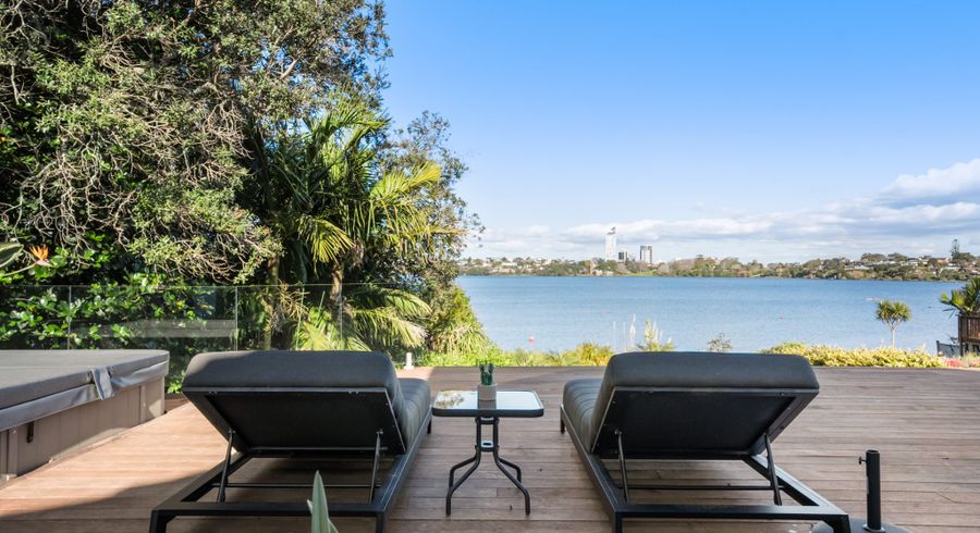  at 3/76 Shakespeare Road, Milford, North Shore City, Auckland