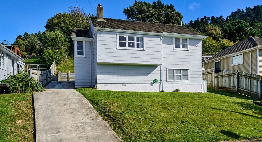  at 19 Franklyn Road, Tawa, Wellington, Wellington