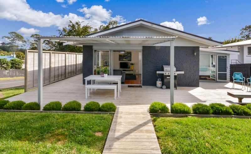  at 1/32 Paragon Avenue, Beach Haven, Auckland