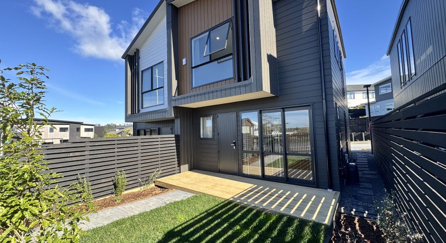  at 2/130 Te Oneroa Way---Vieiwng--On Tue 22nd July at 3:00-3:20pm, Long Bay, North Shore City, Auckland