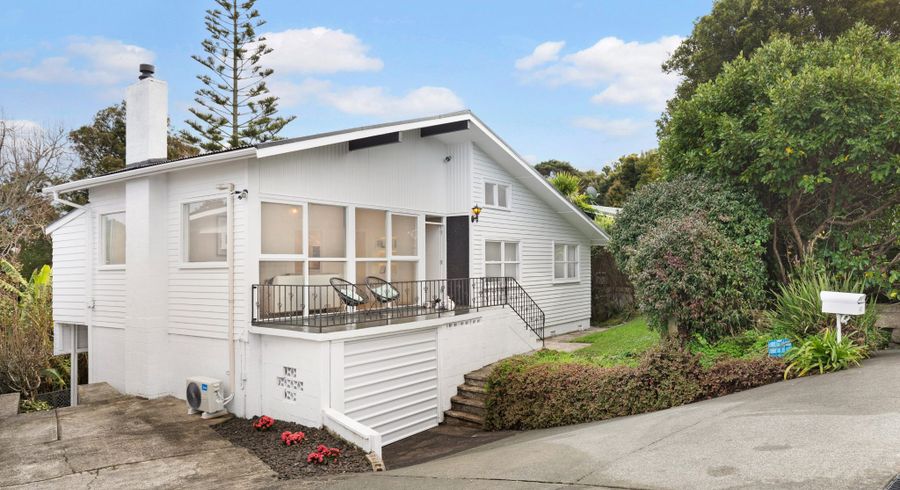  at 612 Glenfield Road, Bayview, Auckland