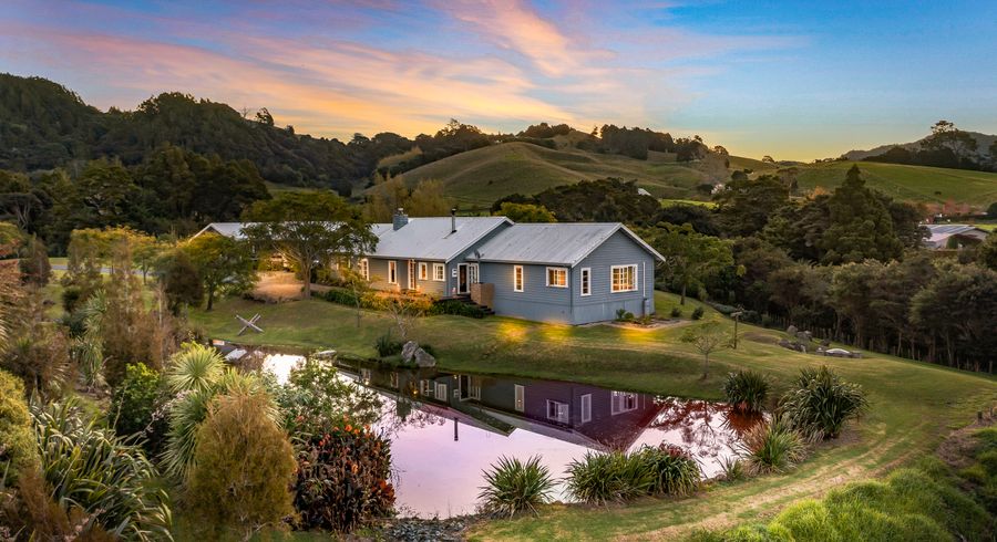  at 944A Leigh Road, Warkworth