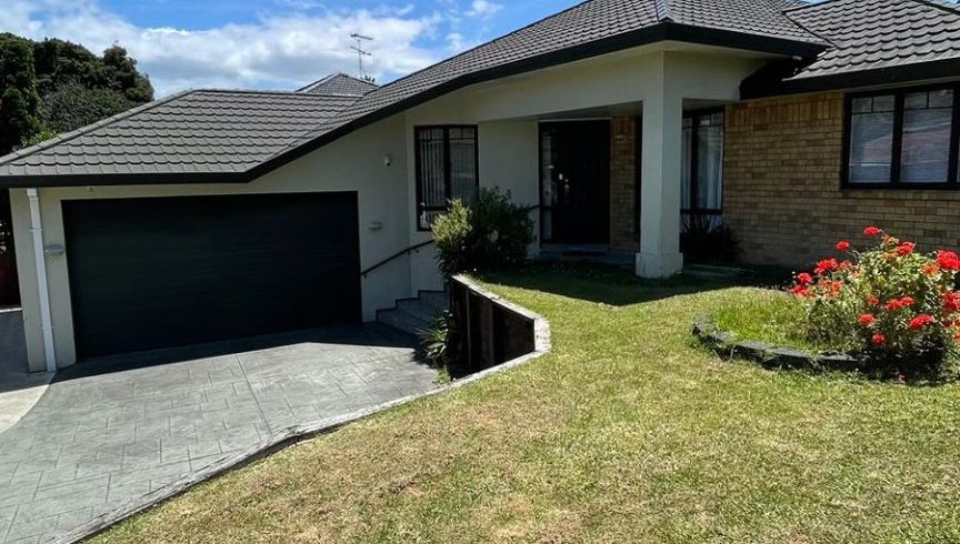  at 13 De Havilland Drive, Goodwood Heights, Auckland