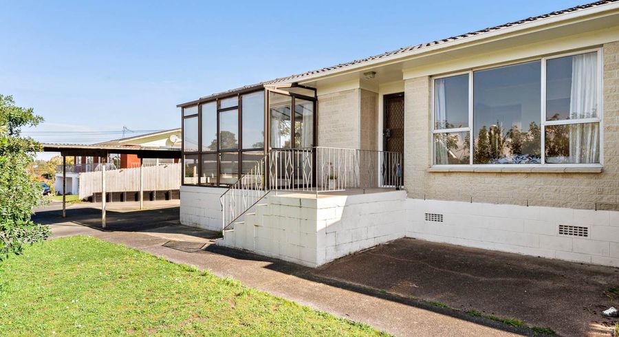  at 1/15 Parker Avenue, New Lynn, Auckland