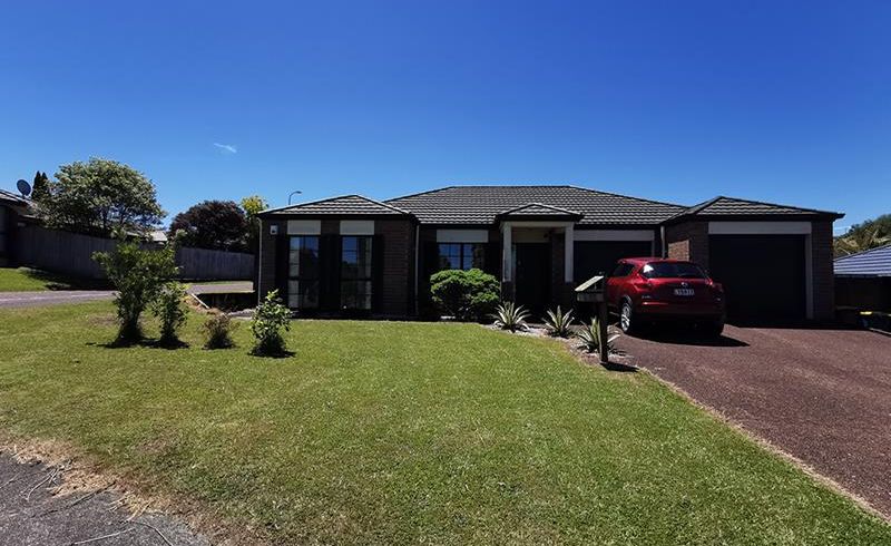  at 21 San Pedro Place, Henderson, Auckland