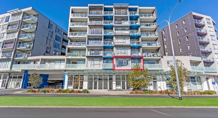  at 102/27 Don McKinnon Drive, Albany, Auckland