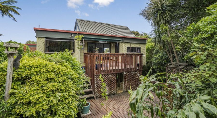  at 2/25 City View Grove, Harbour View, Lower Hutt