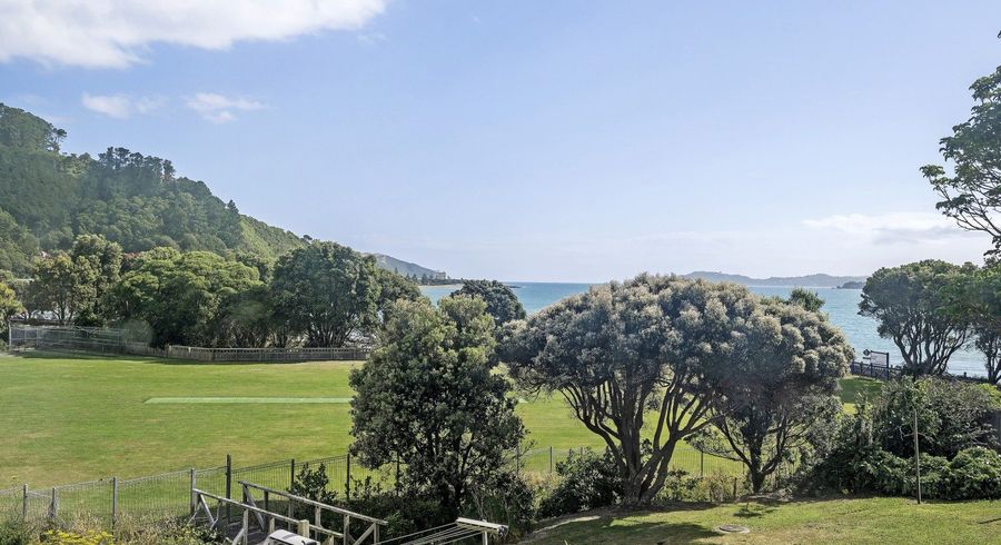  at 4C Ferry Road, Days Bay, Lower Hutt, Wellington