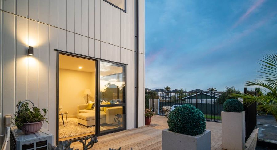  at 3A Pine Terrace, Howick, Manukau City, Auckland