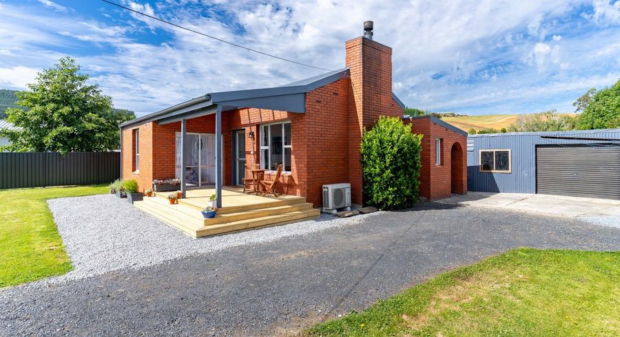  at 6 North Foreland Street, Waihola