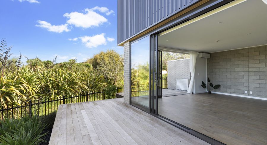  at 1 to 15/98-100 Walker Road, Point Chevalier, Auckland City, Auckland