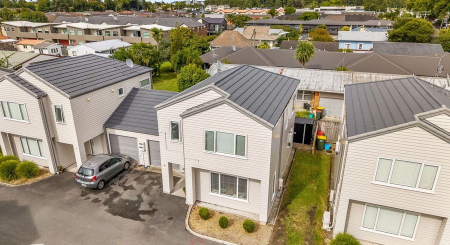  at 52H Fifth Avenue, Enderley, Hamilton, Waikato