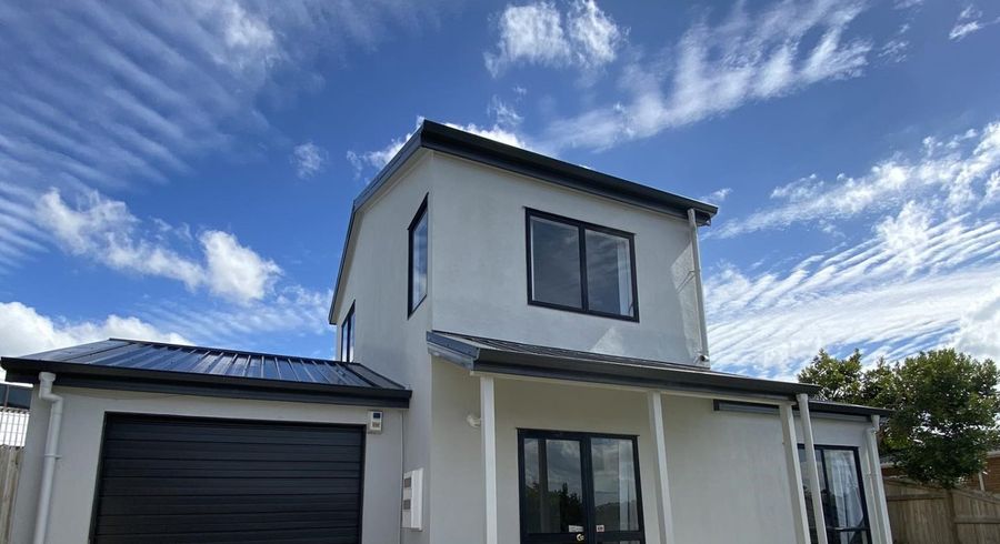  at 16B Ebony Place, Royal Heights, Waitakere City, Auckland