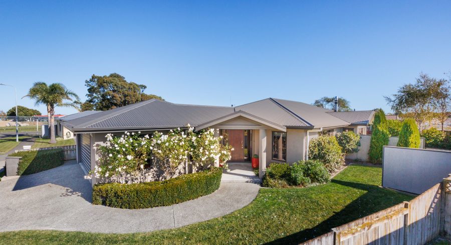  at 3 Sunshine Place, Kelvin Grove, Palmerston North