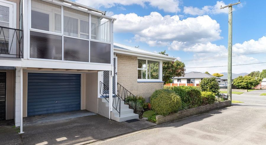  at 2/31 Mcbratneys Road, Dallington, Christchurch