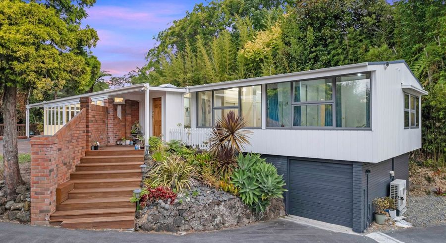  at 10 South Lynn Road, Titirangi, Auckland