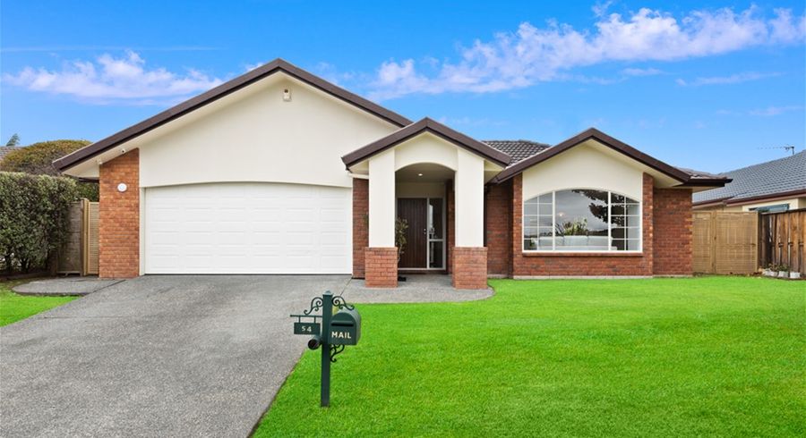  at 54 Hillwell Drive, Henderson, Auckland