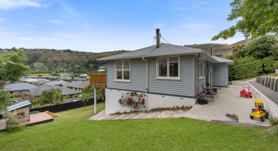  at 111 Port Hills Road, Heathcote Valley, Christchurch