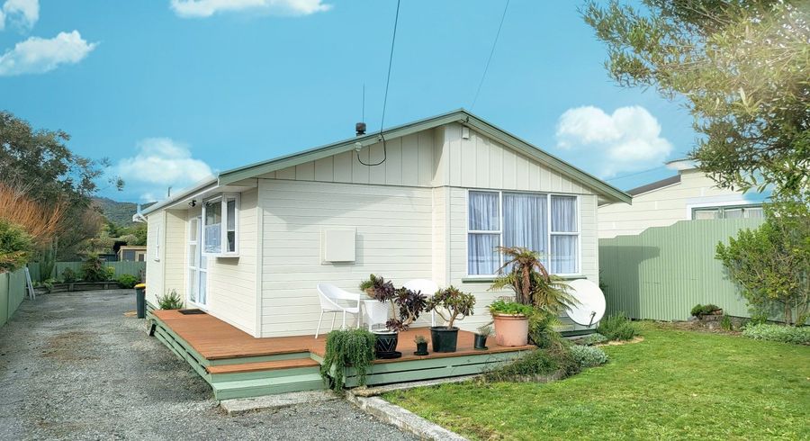  at 19A Blake Street, Blaketown, Greymouth