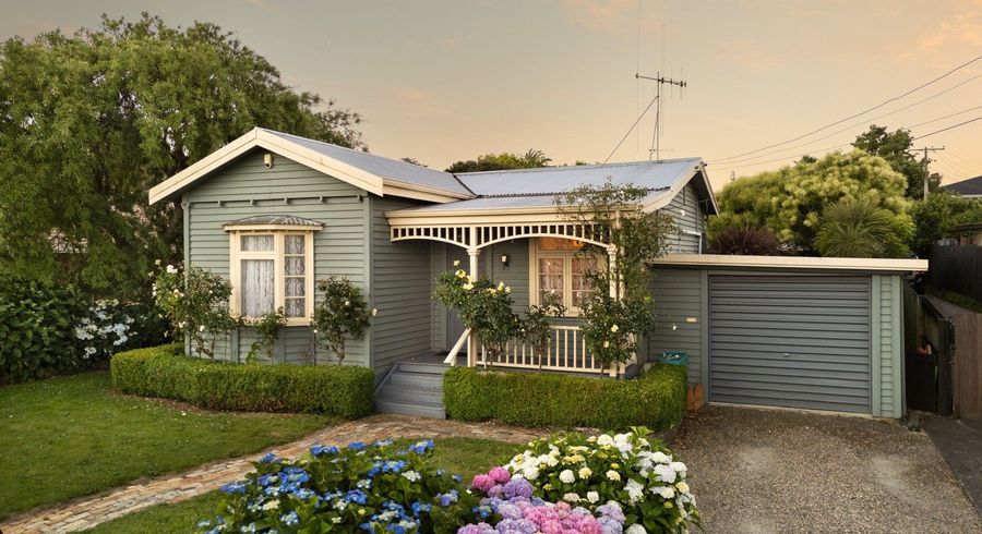  at 23 Dinsdale Road, Dinsdale, Hamilton, Waikato