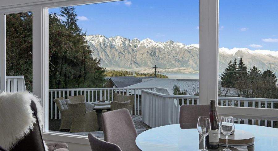  at 34 Lomond Crescent, Town Centre, Queenstown-Lakes, Otago