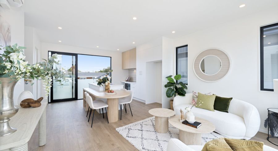  at Lot 2/6 Shakespeare Road, Milford, North Shore City, Auckland