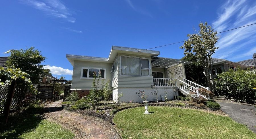  at 53 Kaurilands Road, Titirangi, Auckland