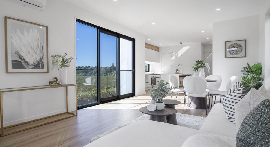  at 33E St Peters Street, Northcote, North Shore City, Auckland