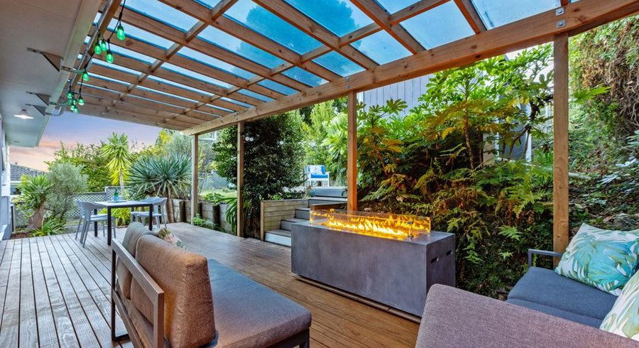  at 94 Salamanca Road, Sunnynook, Auckland