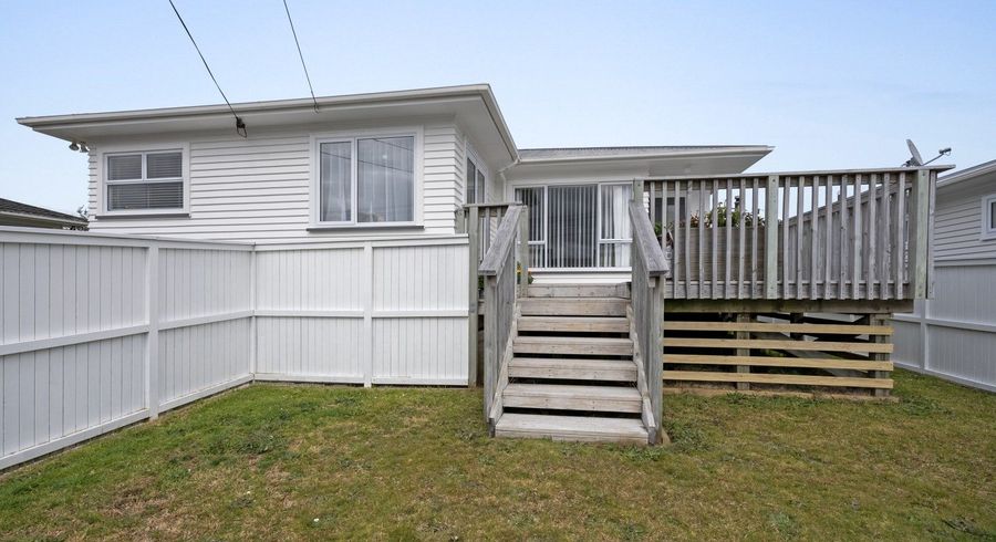  at 3 Blenheim Place, Vogeltown, New Plymouth, Taranaki