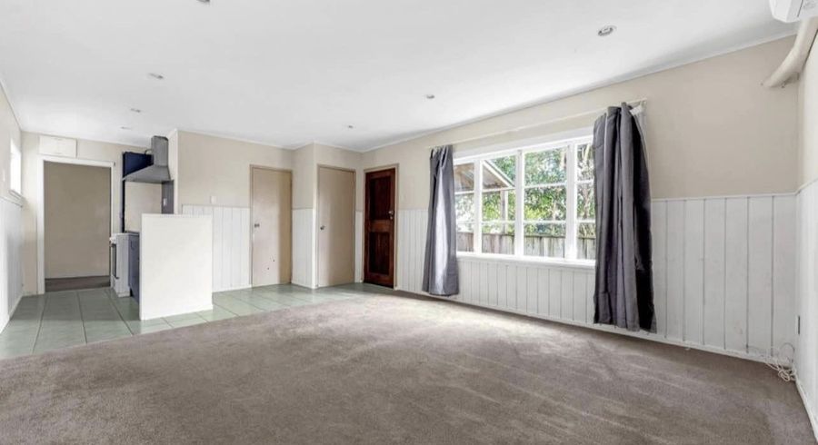  at 11 Netherlands Avenue, Kelston, Auckland